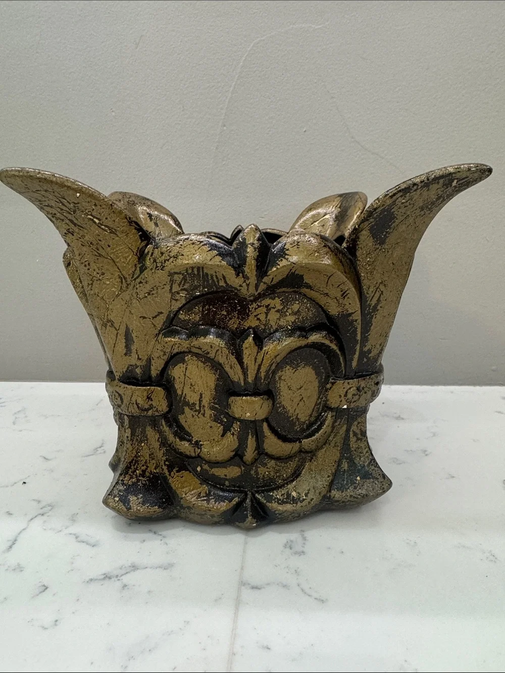 Fleur De Lis candle holder